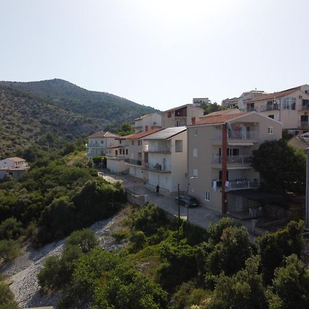 Apartment Lavanda **** Podgreben 객실 사진